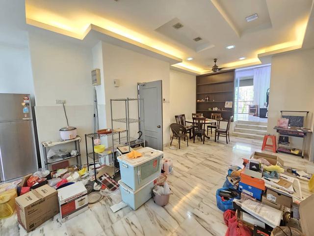 Townhouse for sale in Petaling, Subang Jaya