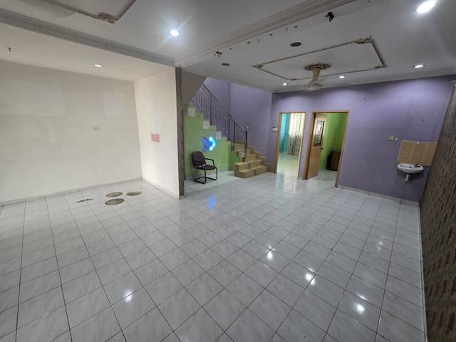 Terraced House for sale in Wellesley, Penang