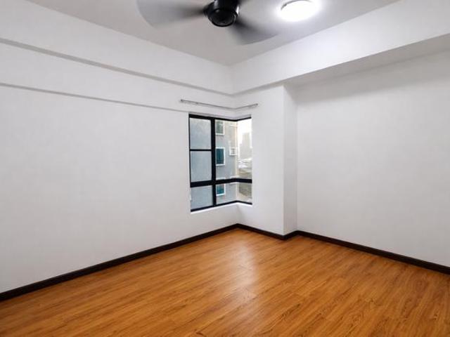 Condominium for sale in Petaling, Damansara Damai