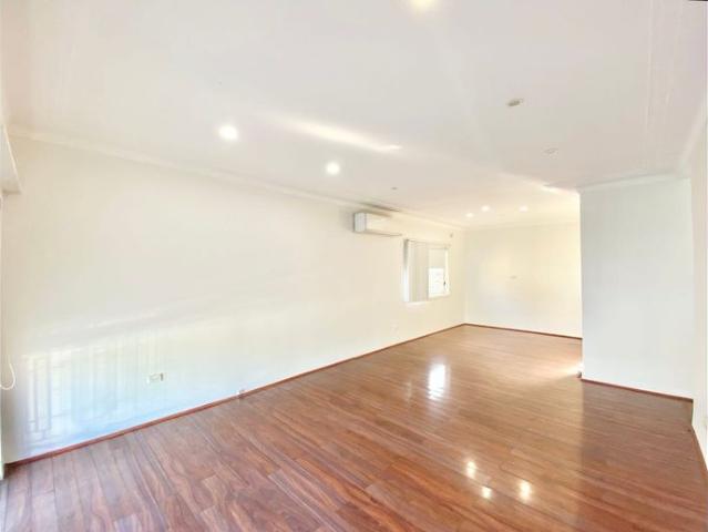 House for rent in Lansvale, Sydney