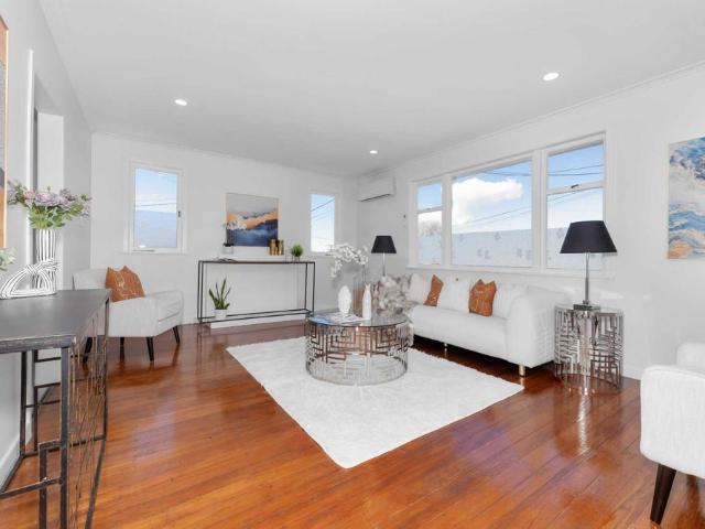 House for rent in Tōtara Vale, Kaipātiki