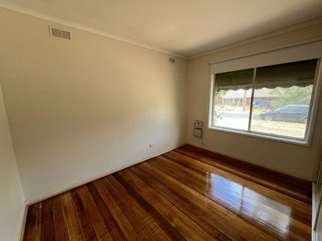 House for rent in Melton South, Melbourne