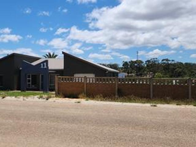 House for sale in Groot Brak Rivier, Western Cape