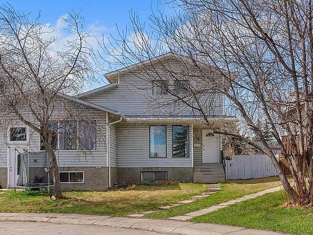 House for sale in Northwest, Alberta
