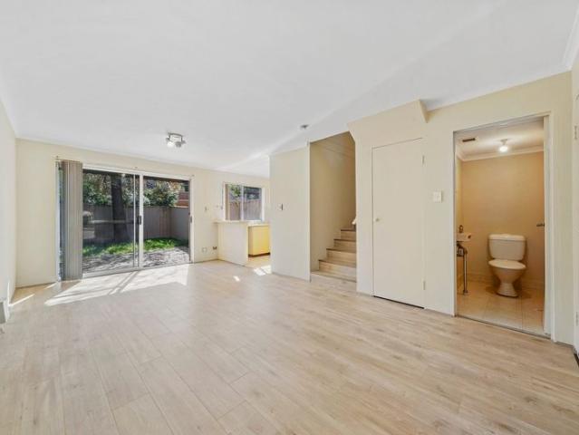 Townhouse for rent in Sydney, New South Wales