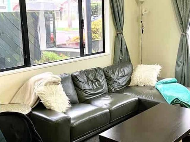 Townhouse for rent in Days Bay, Wellington