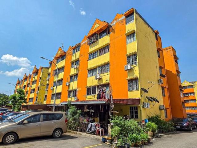 Flat for sale in Selayang, Selangor