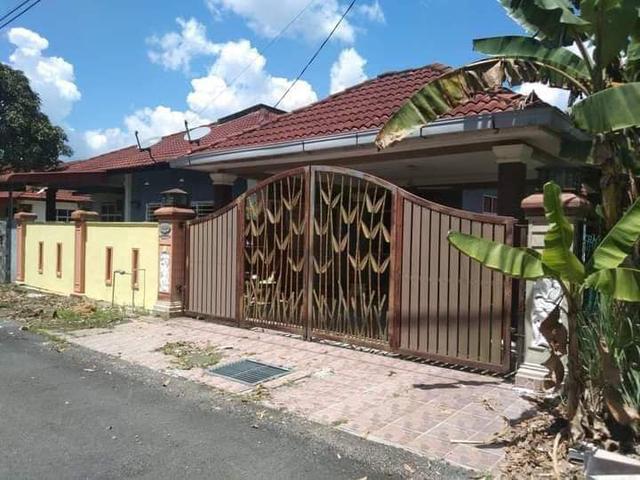 Residential House for sale in Pilah, Negeri Sembilan