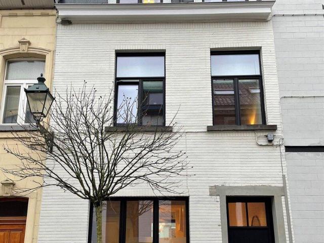 Maison location à Woluwe-Saint-Pierre Centre - Sint-Pieters-Woluwe Centrum, Woluwe-Saint-Pierre - Sint-Pieters-Woluwe