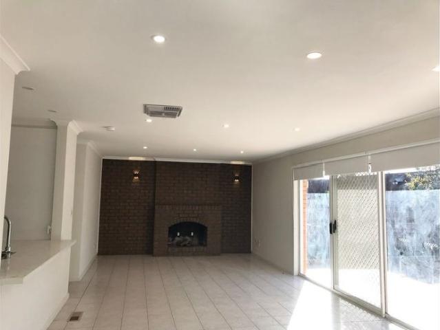 Granny Flat for rent in Camerons Creek, Victoria