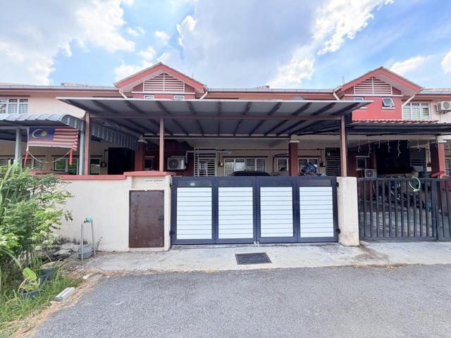 Terraced House for sale in Nilai, Negeri Sembilan