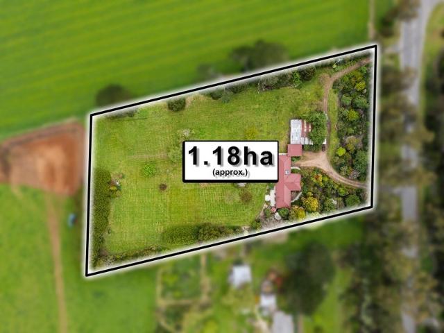 Cottage for sale in Pheasant Creek, Kinglake West