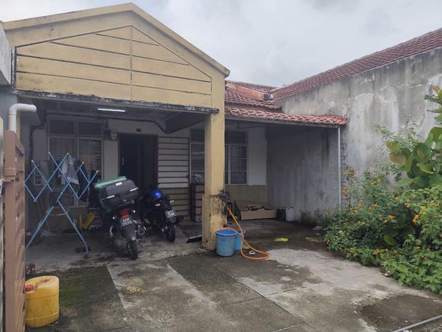Terraced House for sale in Tanjong Sepat, Selangor