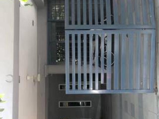 Terraced House for rent