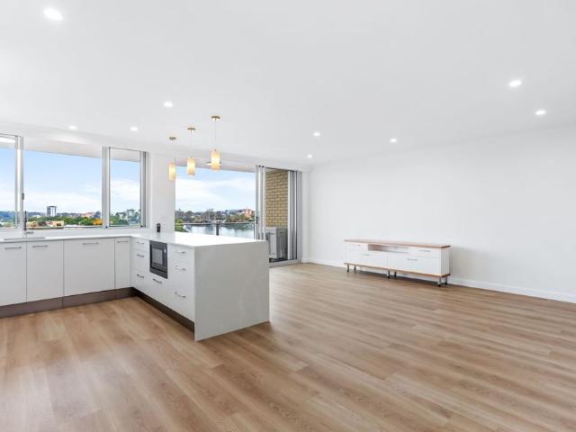 Apartment for rent in Toombul, Queensland