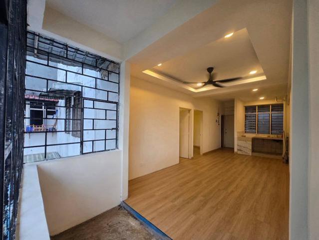 Flat for sale in Ampang Hilir, Kuala Lumpur