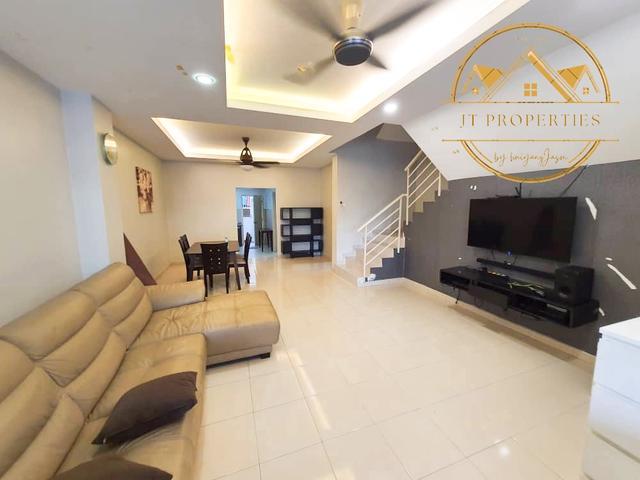 Townhouse for sale in Petaling, Subang Jaya