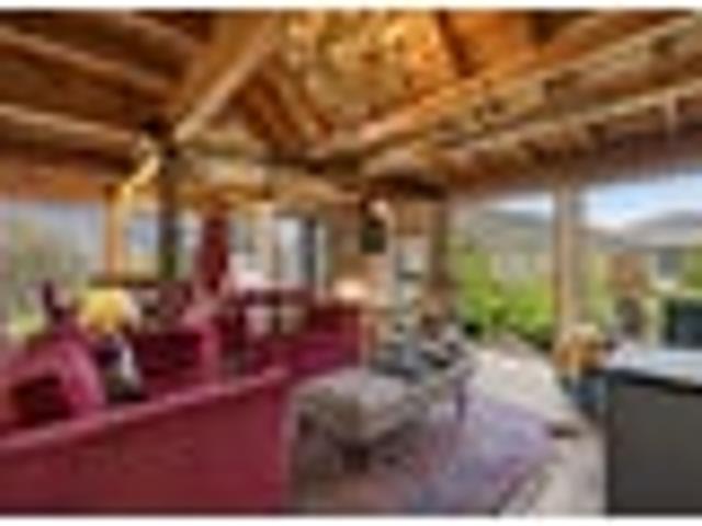 House for sale in Otakou