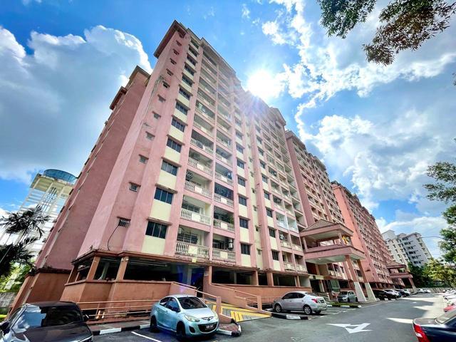 Apartment for sale in Kajang, Langat