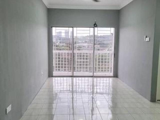 Apartment for sale in Petaling, Damansara Damai