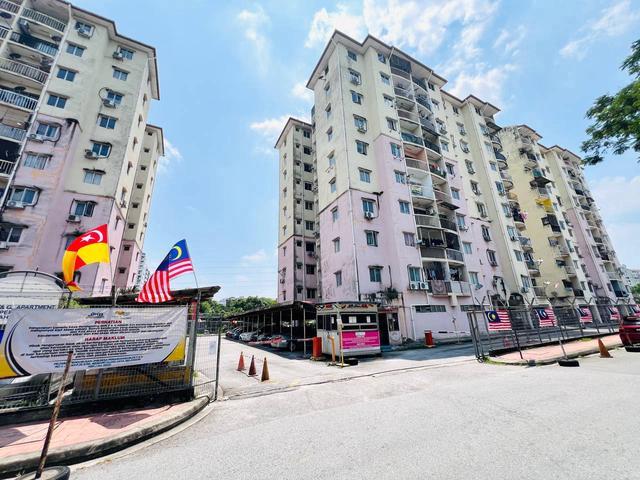 Apartment for sale in Petaling, Damansara Damai