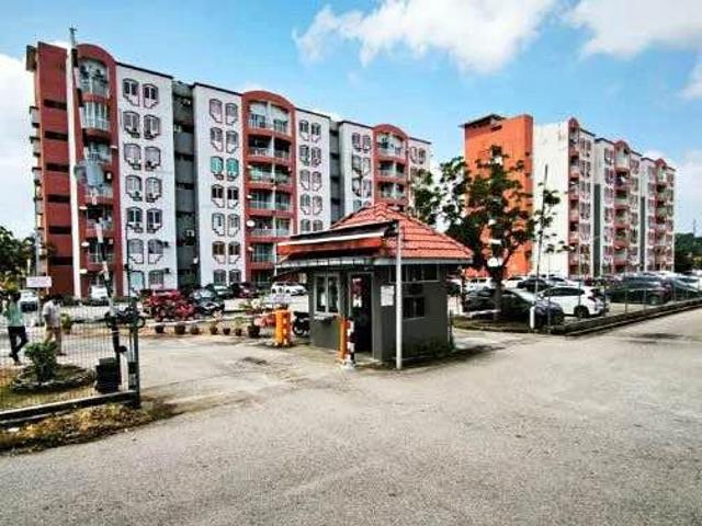 Apartment for sale in Malaka