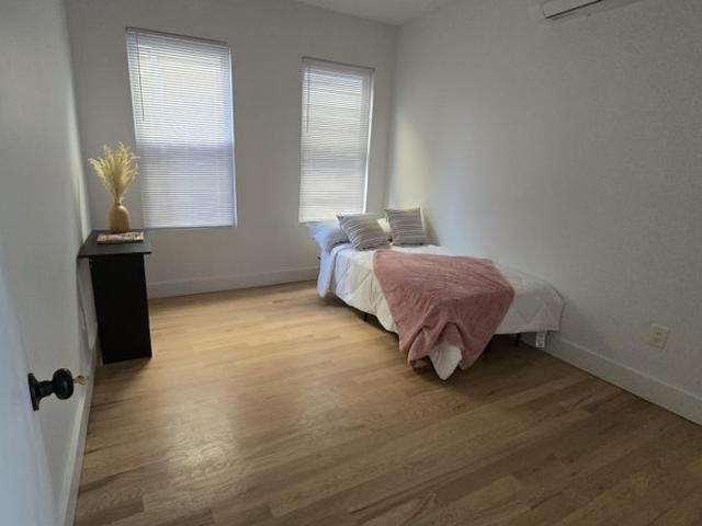 Room for rent in West Bergen, Jersey City