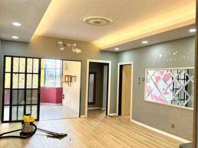 Apartment for sale in Petaling, Damansara Damai