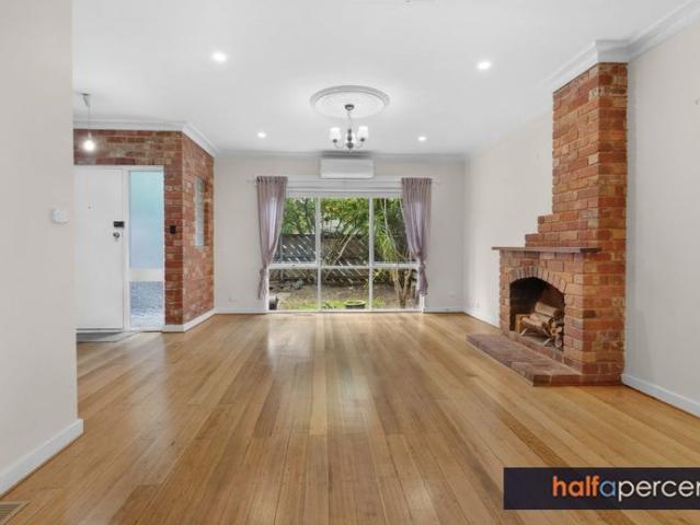 Townhouse for rent in St Kilda East, Melbourne