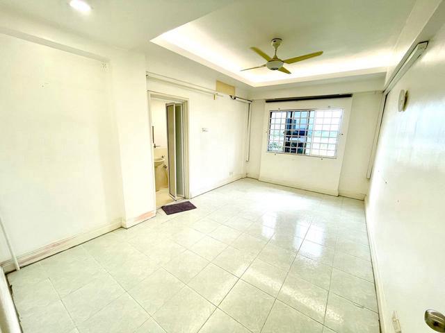 Apartment for sale in Kajang, Langat