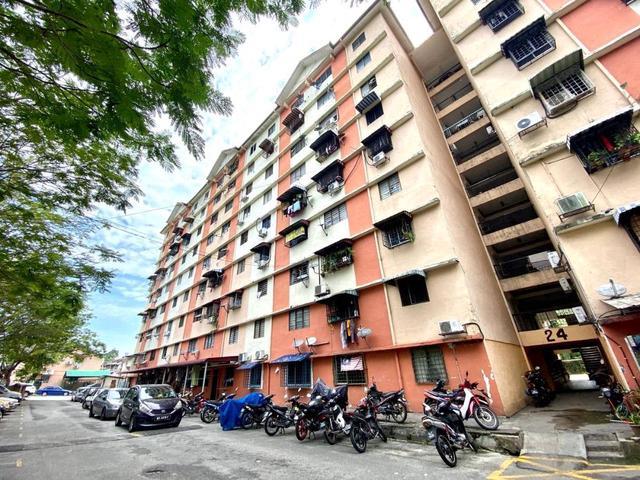 Apartment for sale in Country Heights Damansara, Kuala Lumpur