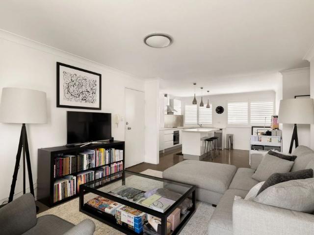 Apartment for rent in Toombul, Queensland