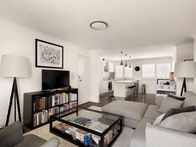 Apartment for rent in Toombul, Queensland