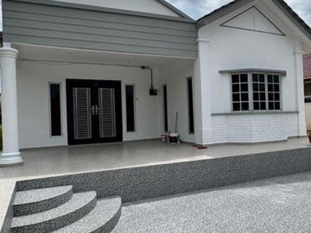 Bungalow for rent in Sendayan Village, Negeri Sembilan