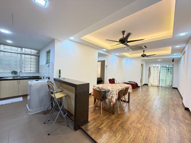 Condominium for sale in Petaling, Subang Jaya