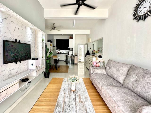 Apartment for sale in Tanjong Sepat, Selangor