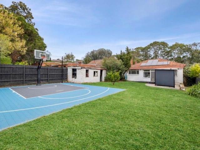 House for sale in Glen Iris