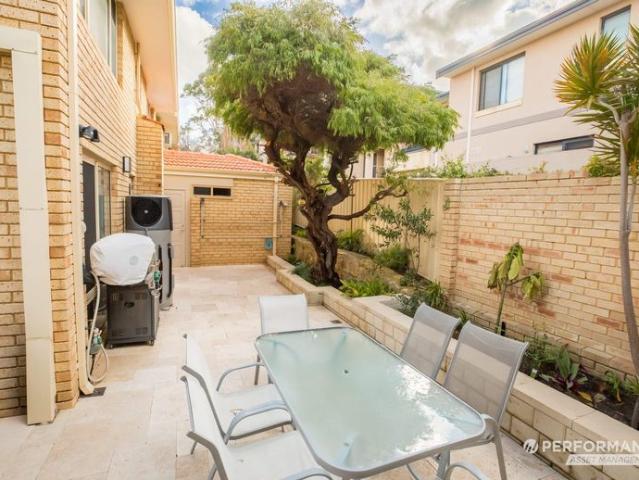 Townhouse for rent in Stirling, Western Australia