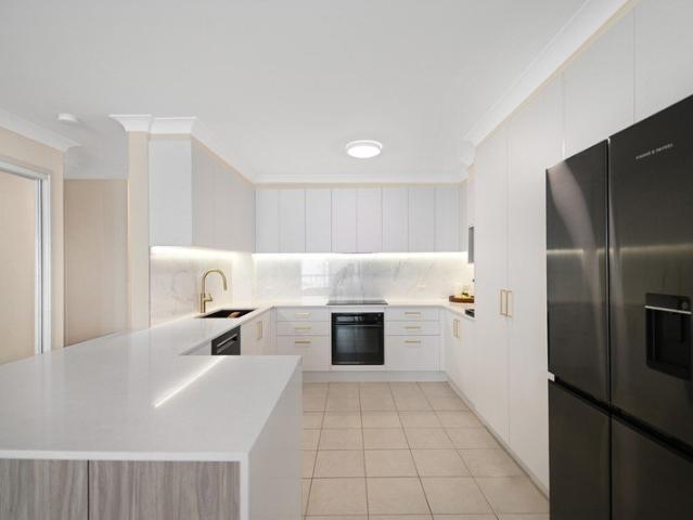 Apartment for rent in Mermaid Beach, Gold Coast City