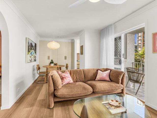 Apartment for sale in Palm Beach, Gold Coast City