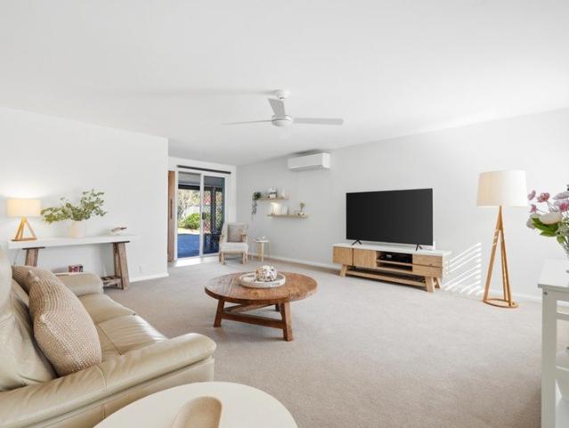 House for sale in Bateau Bay, New South Wales