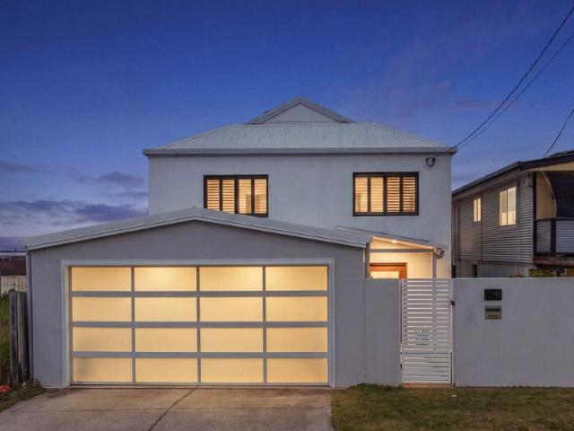 House for sale in Scarborough, Greater Brisbane