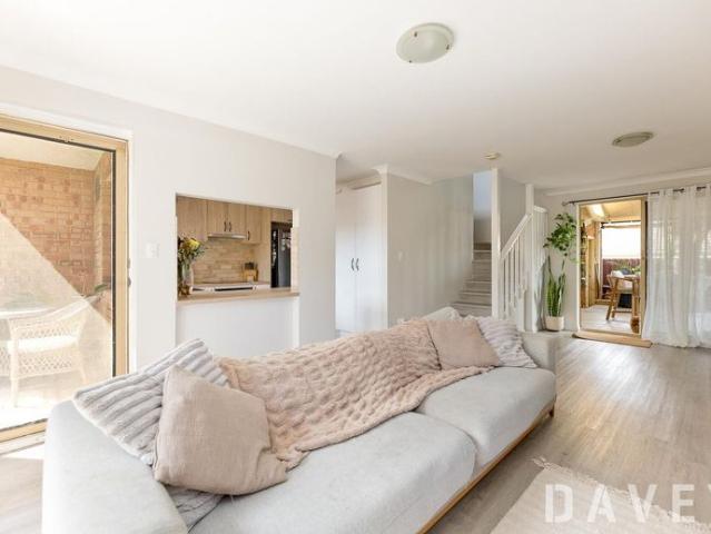 Townhouse for rent in Stirling, Western Australia