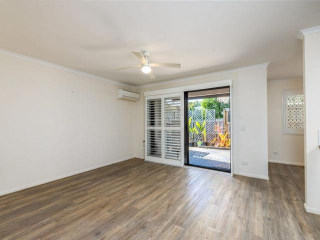 Townhouse for rent in Sunrise Beach, Queensland