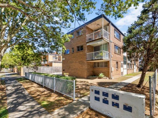 Apartment for sale in Coorparoo, Greater Brisbane