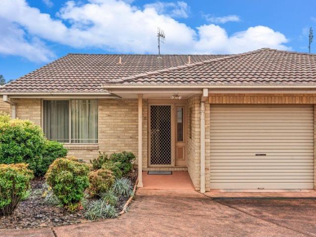 Townhouse for sale in Gorokan, New South Wales