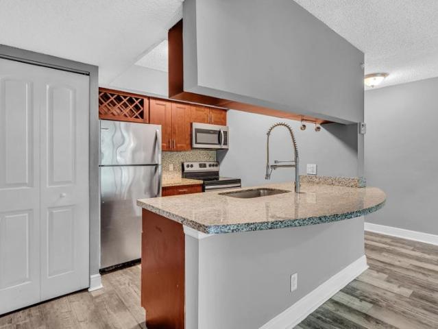 Room for rent in Tamarac, Florida