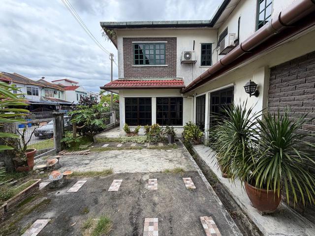 Terraced House for sale