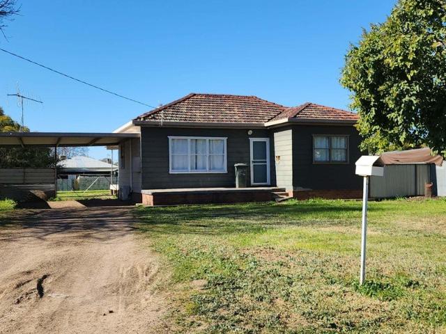 House for rent in Warren, New South Wales
