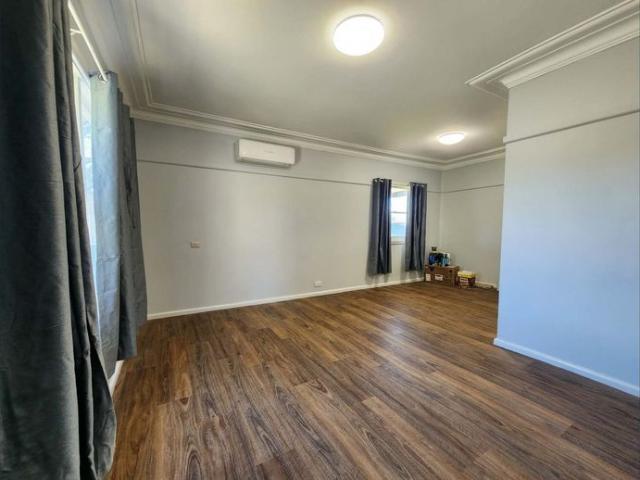 House for rent in Warren, New South Wales